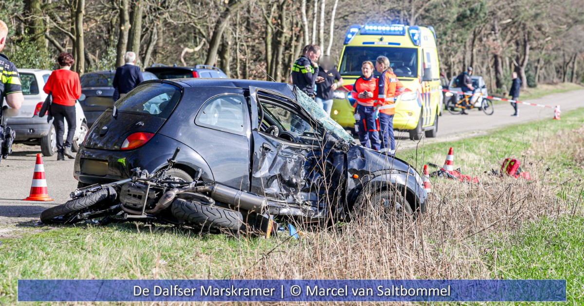 Motorrijders zwaar gewond bij ongeval Lemele