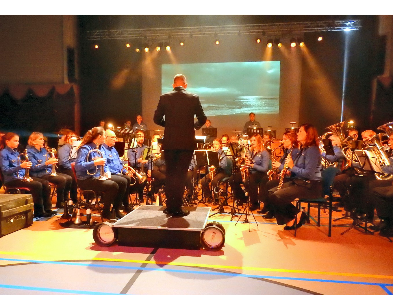 het Bevrijdingsconcert van Excelsior Dalfsen. Foto: HG.