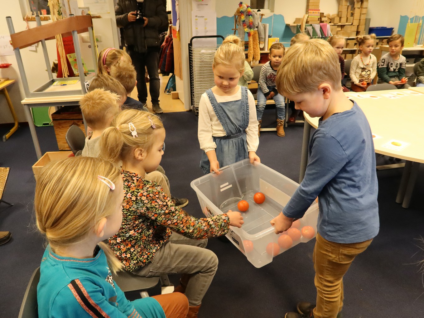 Stichting Joris Bezorgt schoolfruit in Dalfsen