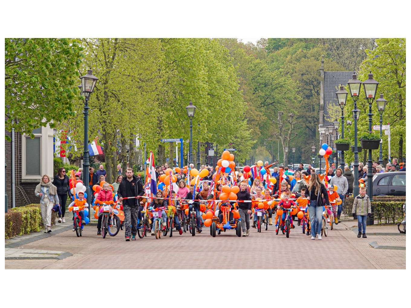 Dalfsen viert weer uitgebreid Koningsdag in alle kernen