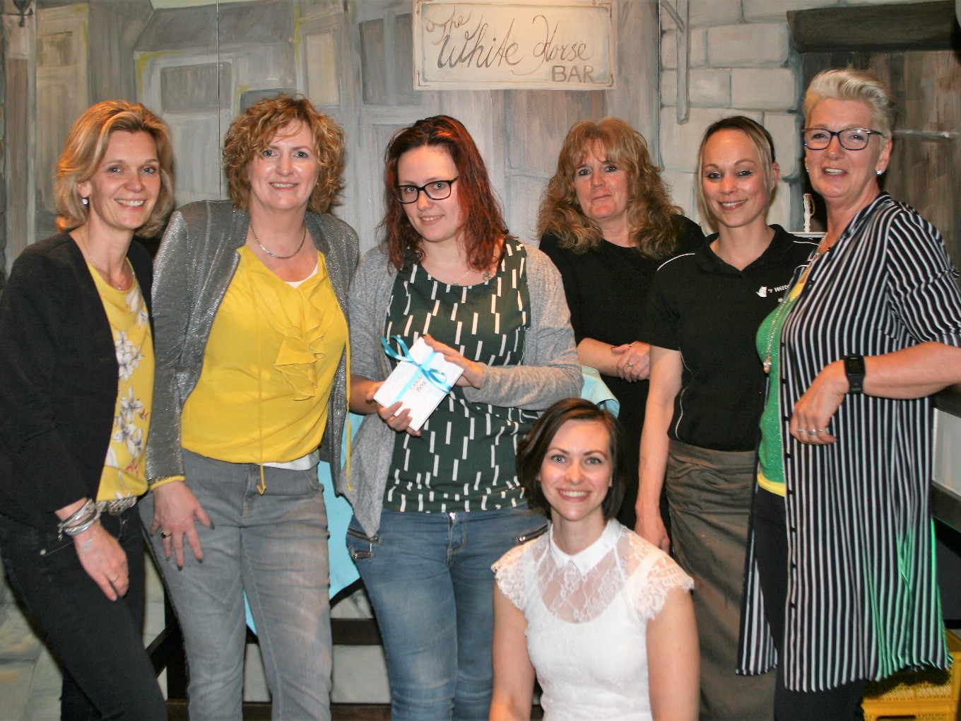 Volle bak bij Ladies Night in ‘t Witte Peerd Nieuwleusen