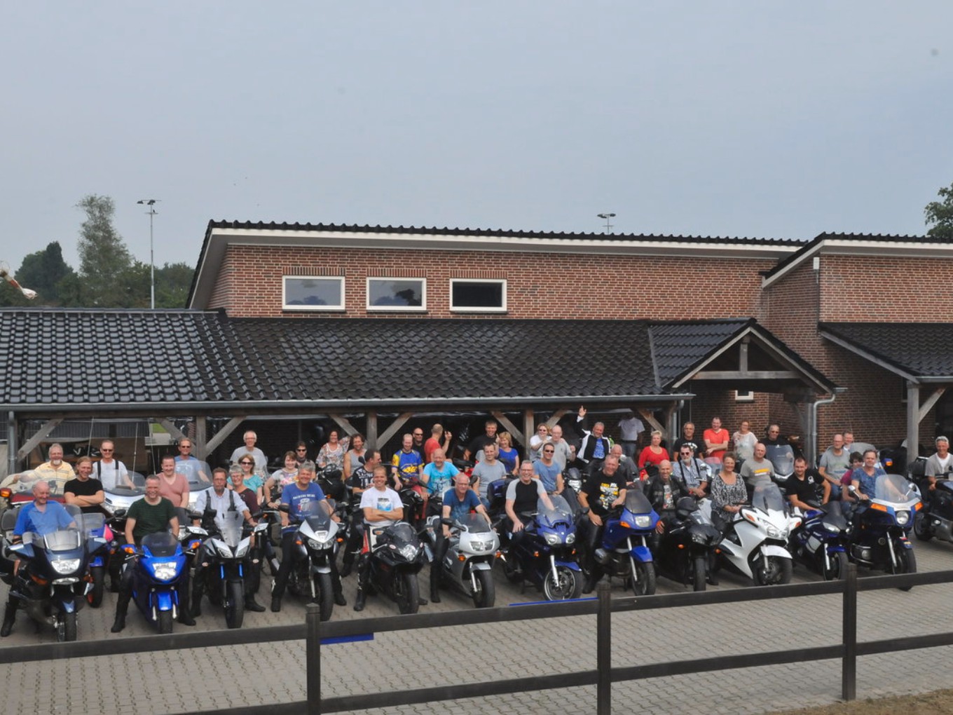 Jubileumviering Motorclub Nieuwleusen schuift een jaar door