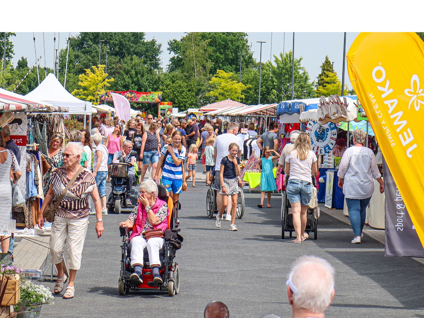 Voorbereidingen Midzomerbraderie Nieuwleusen in volle gang