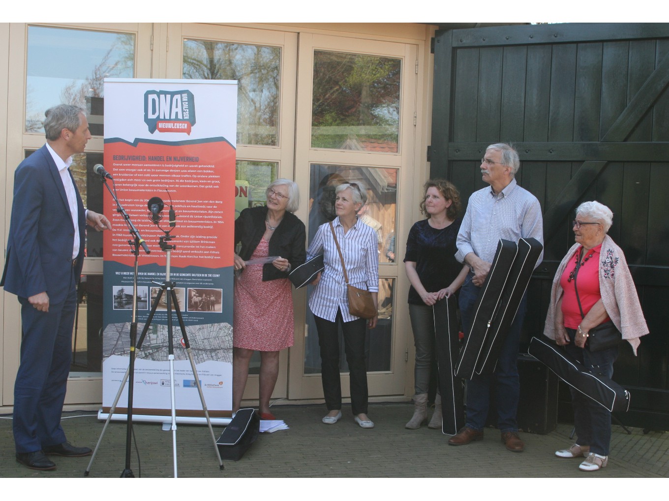 Nieuwe expositie Museum Palthehof Nieuwleusen feestelijk geopend