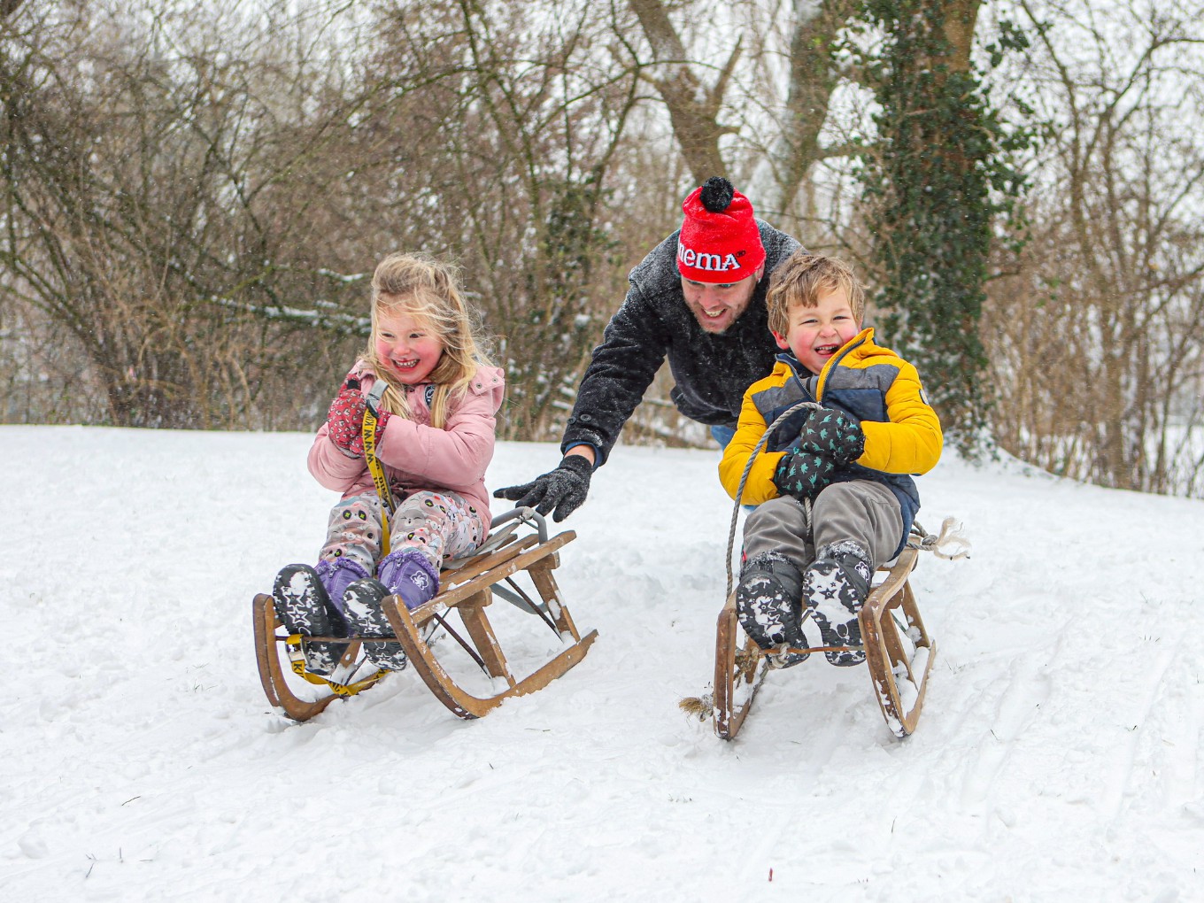 Allemaal volop genieten van een witte wereld