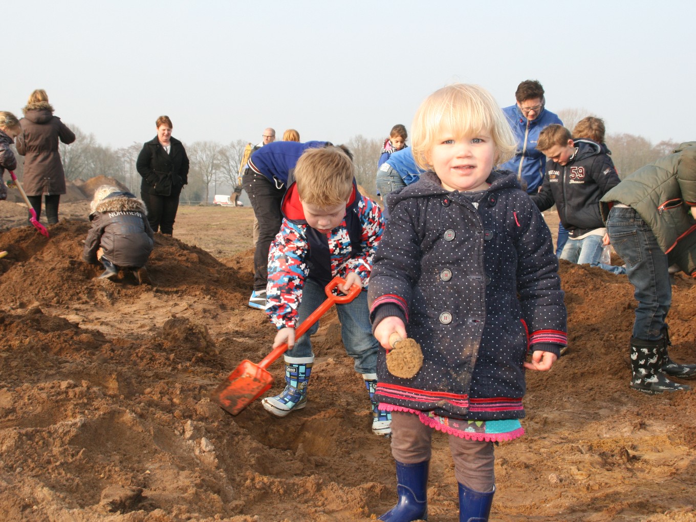 Landelijke belangstelling voor grafveld Oosterdalfsen in Dalfsen