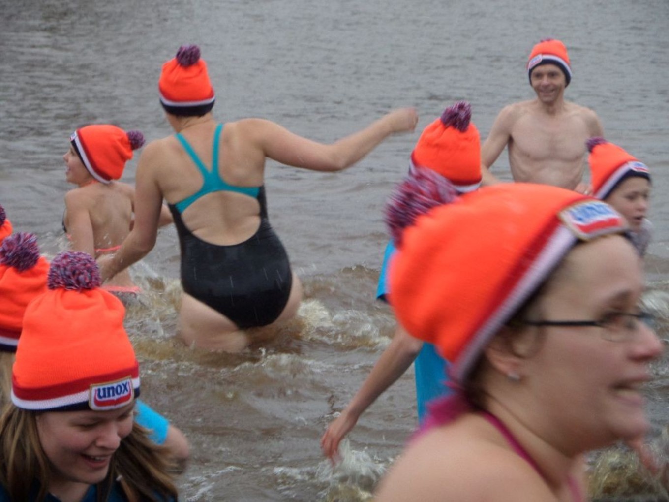 Nieuwjaarsduik voor Medgidia goed voor 3.000 euro
