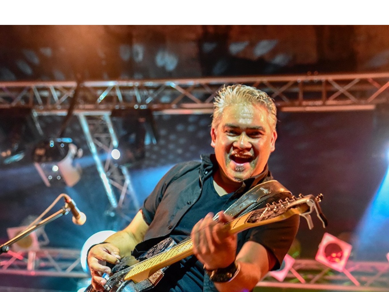 Dalfsenaar Albert Rumengan wint Award voor Beste Instrumentalist