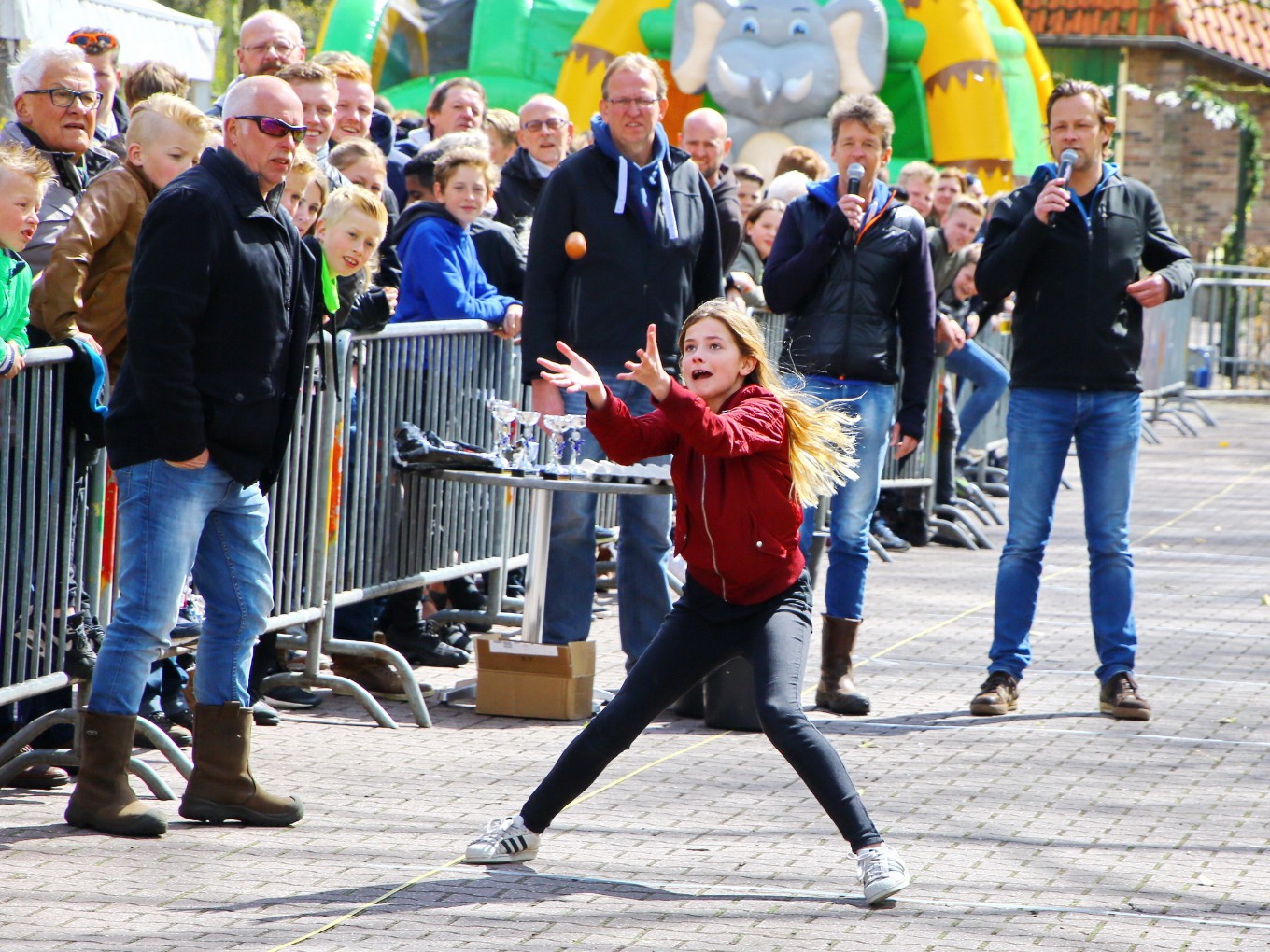 NK Eiergooien wordt verplaatst naar oktober