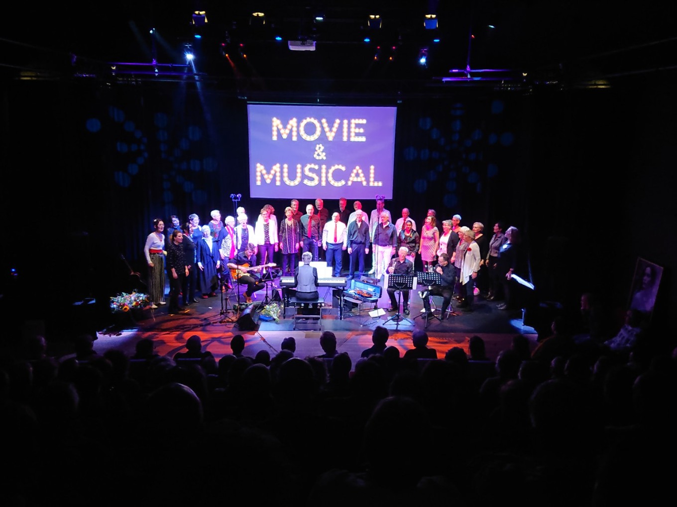 Derde Movie&Musical-concert Out of the Blue in Nieuwleusen