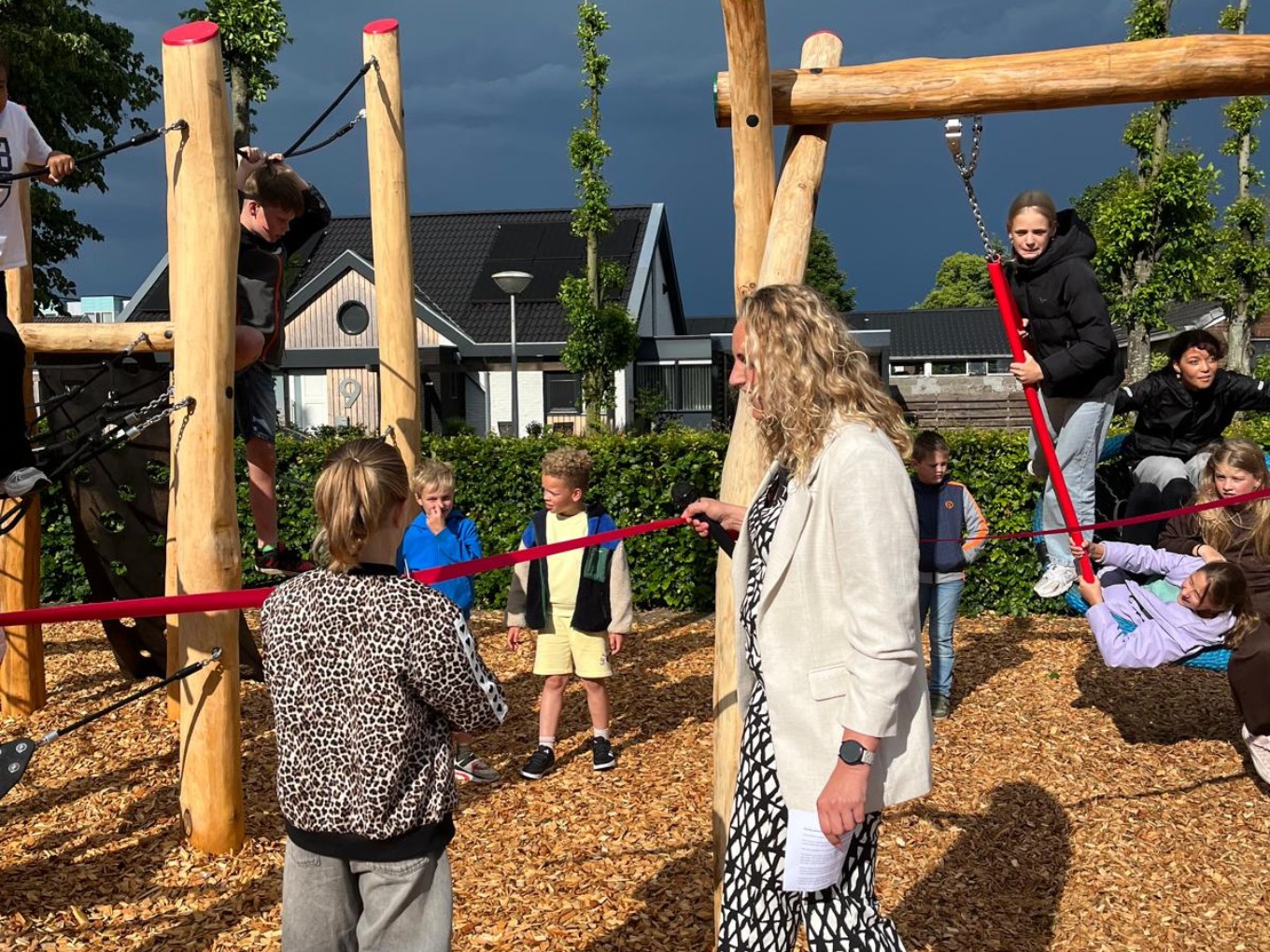 Succesvol Zaaierfeest met opening nieuwe speeltoestellen
