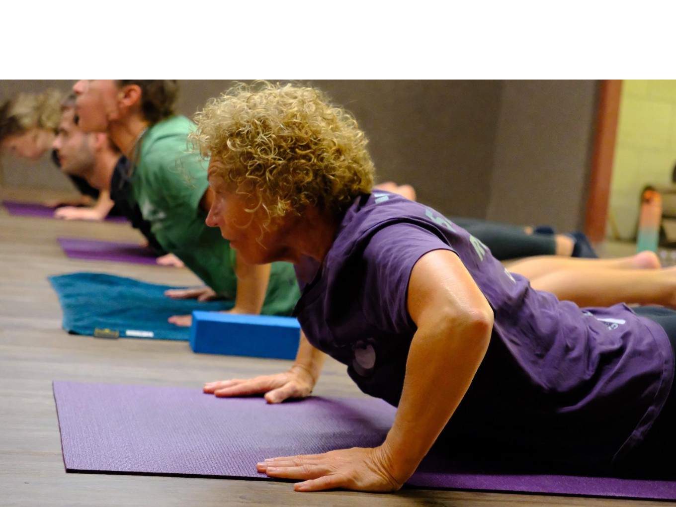 yoga-oefening. Bron foto: Grannies on Waves.