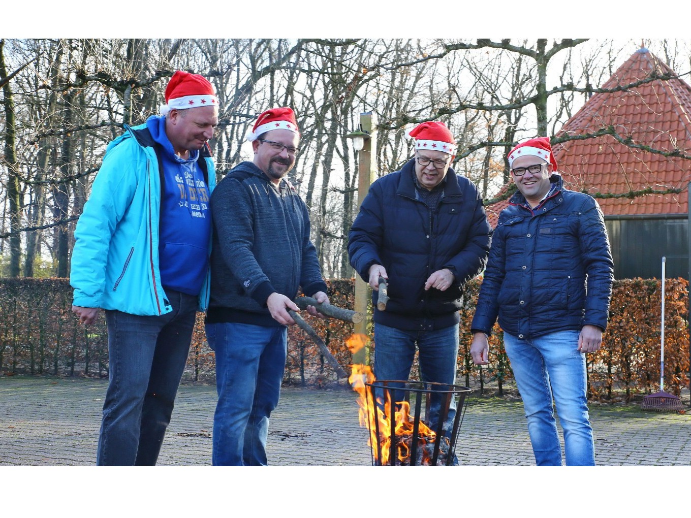 Vuur brandt voor Kerstmarkt Nieuwleusen nieuwe stijl