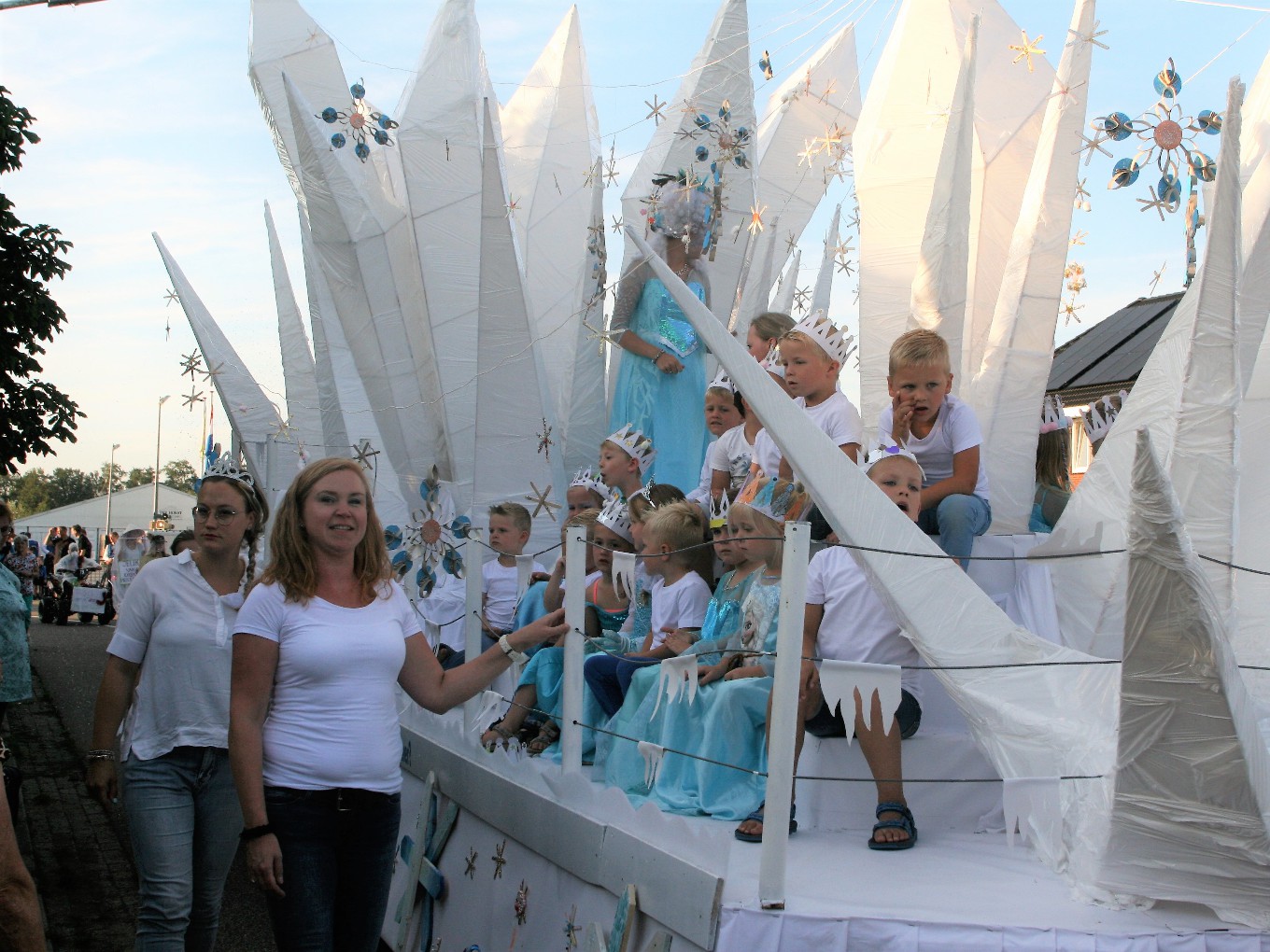 Oranjefeest van start in Oudleusen