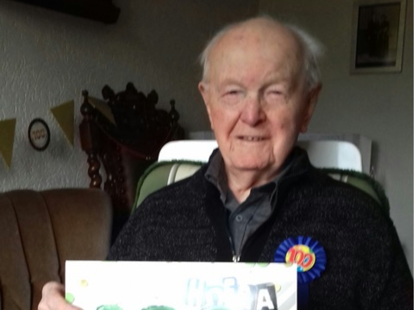 Hendrik Schoemaker uit Nieuwleusen viert eeuwfeest