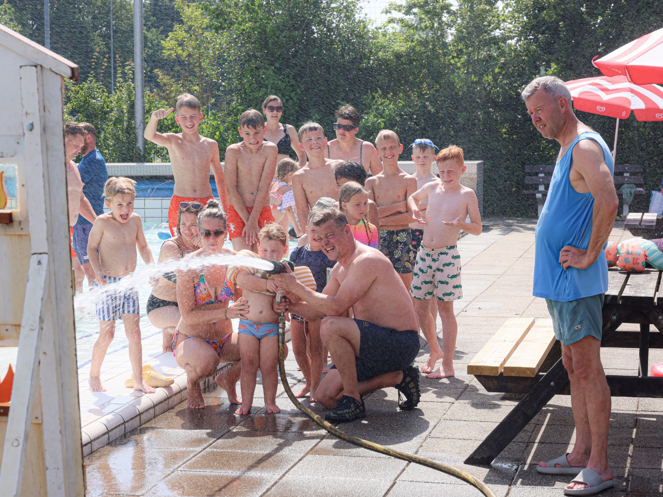 Tropische zwem4daagse in zwembaden Gerner en De Meule