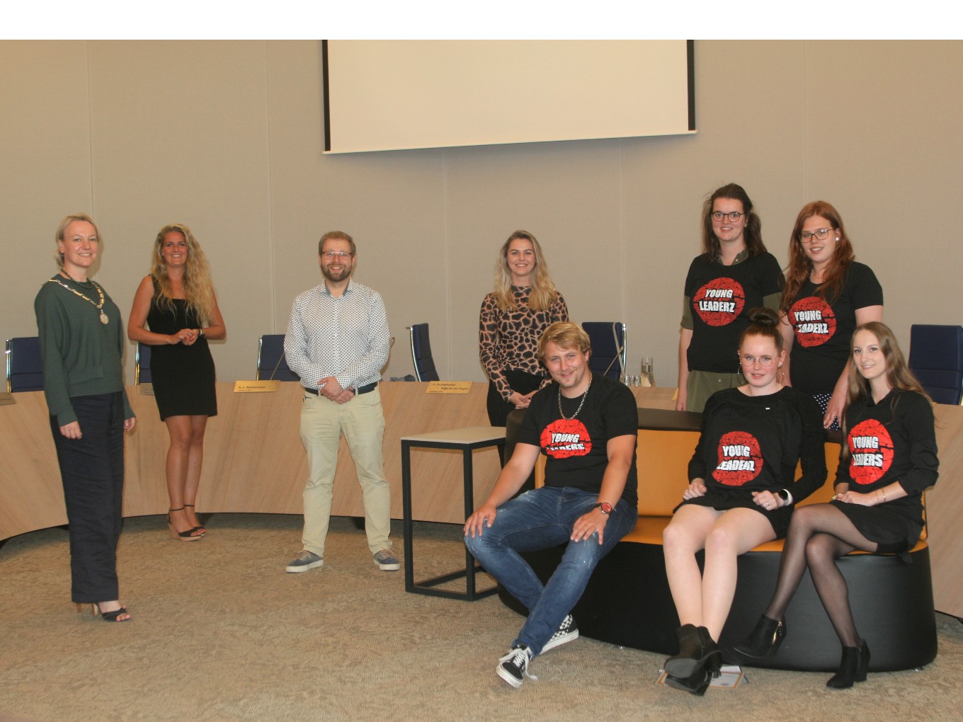 Young Leaders in Dalfsen ontvangen getuigschrift