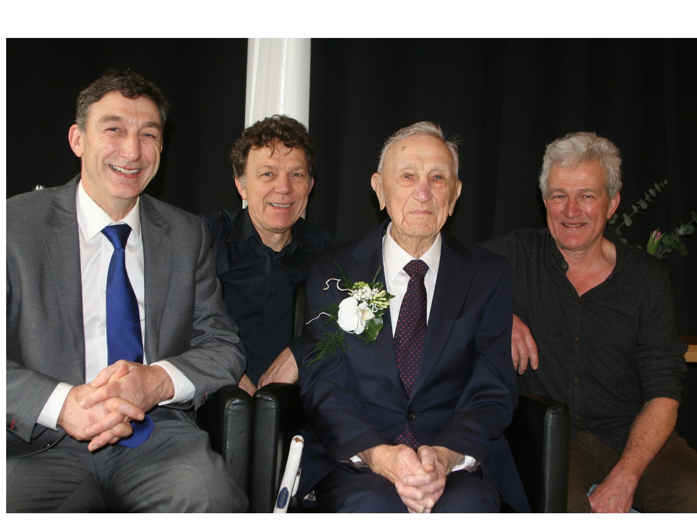 Dorus Broeks uit Hoonhorst viert zijn eeuwfeest
