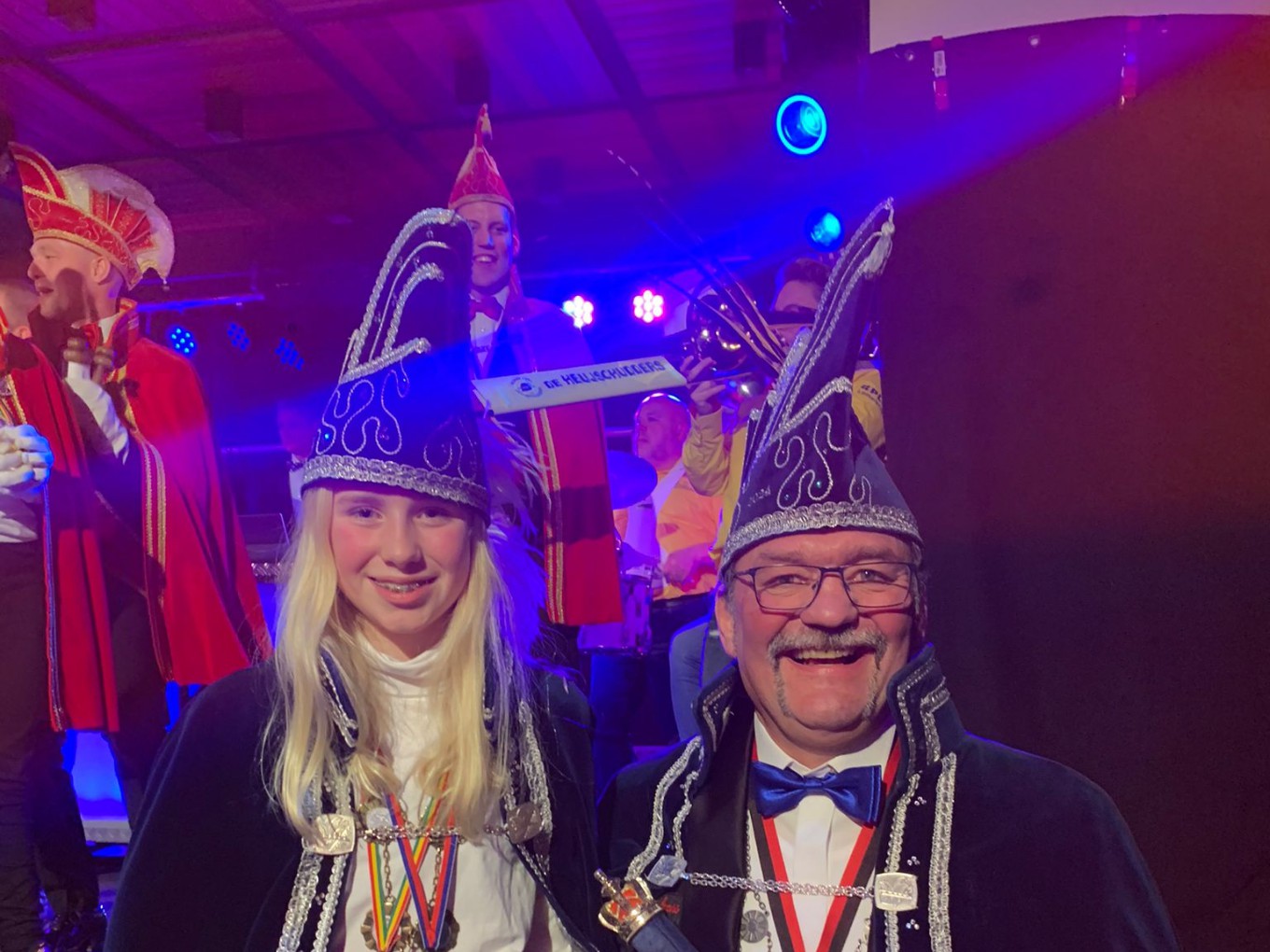 Prins Willie en prinses Lise regeren Sprokkeldorp met carnaval