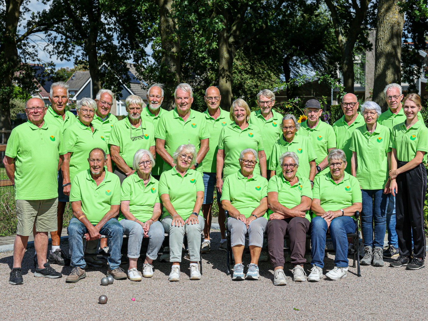 Nieuw clubtenue voor Boules25 in Nieuwleusen
