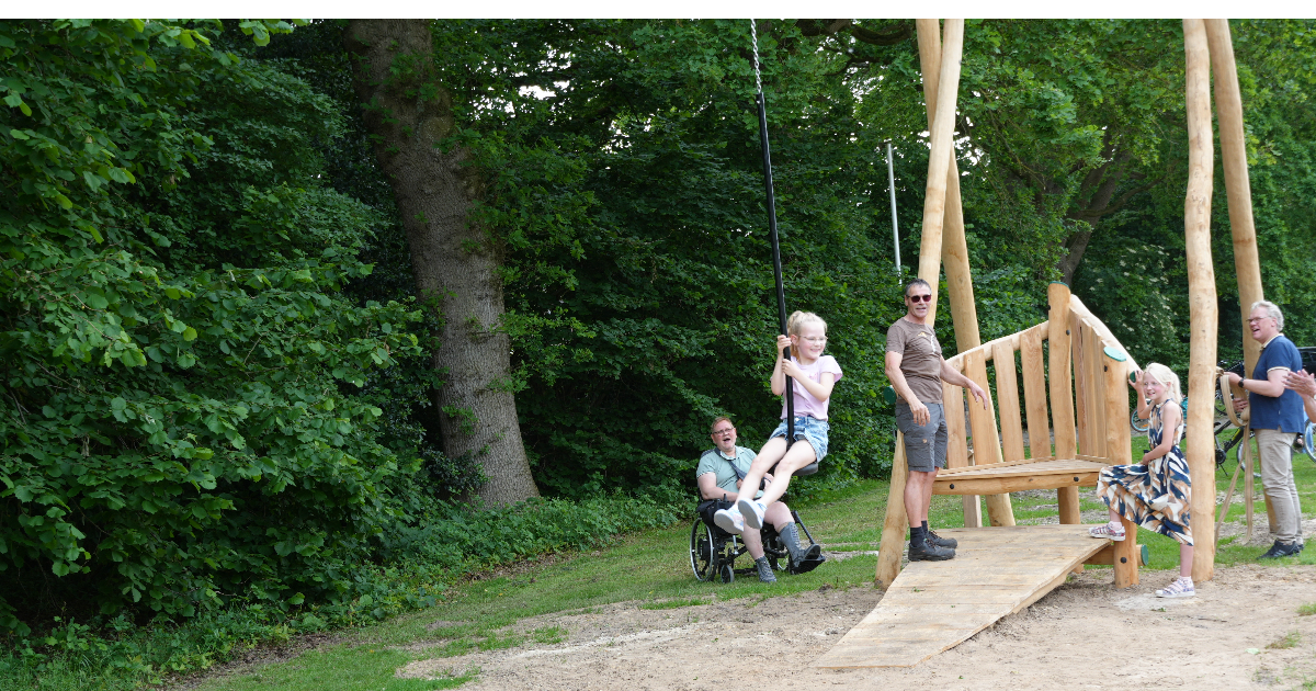 Opening van nieuwe kabelbaan in Oudleusen