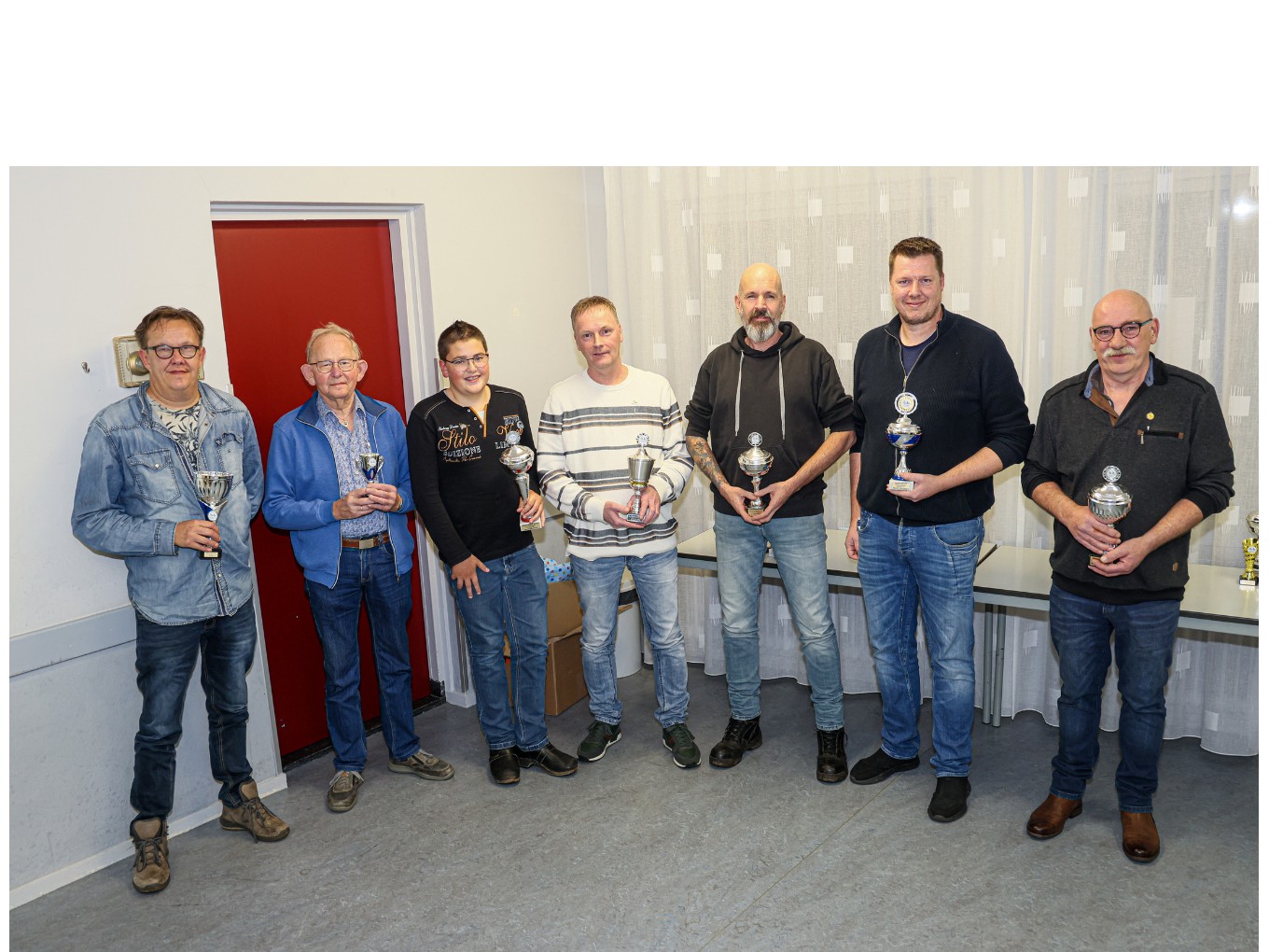 Jubilarissen bij clubshow Volièrevriend Nieuwleusen