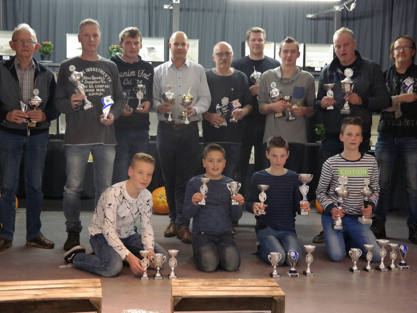 Volièrevriend scoort met clubtentoonstelling