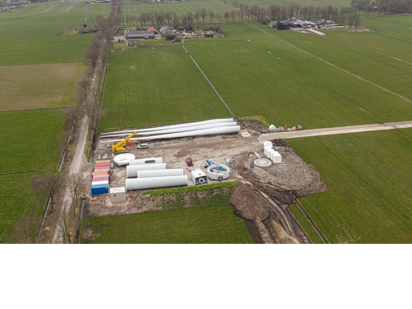 Onderdelen windmolens arriveren met spectaculair transport