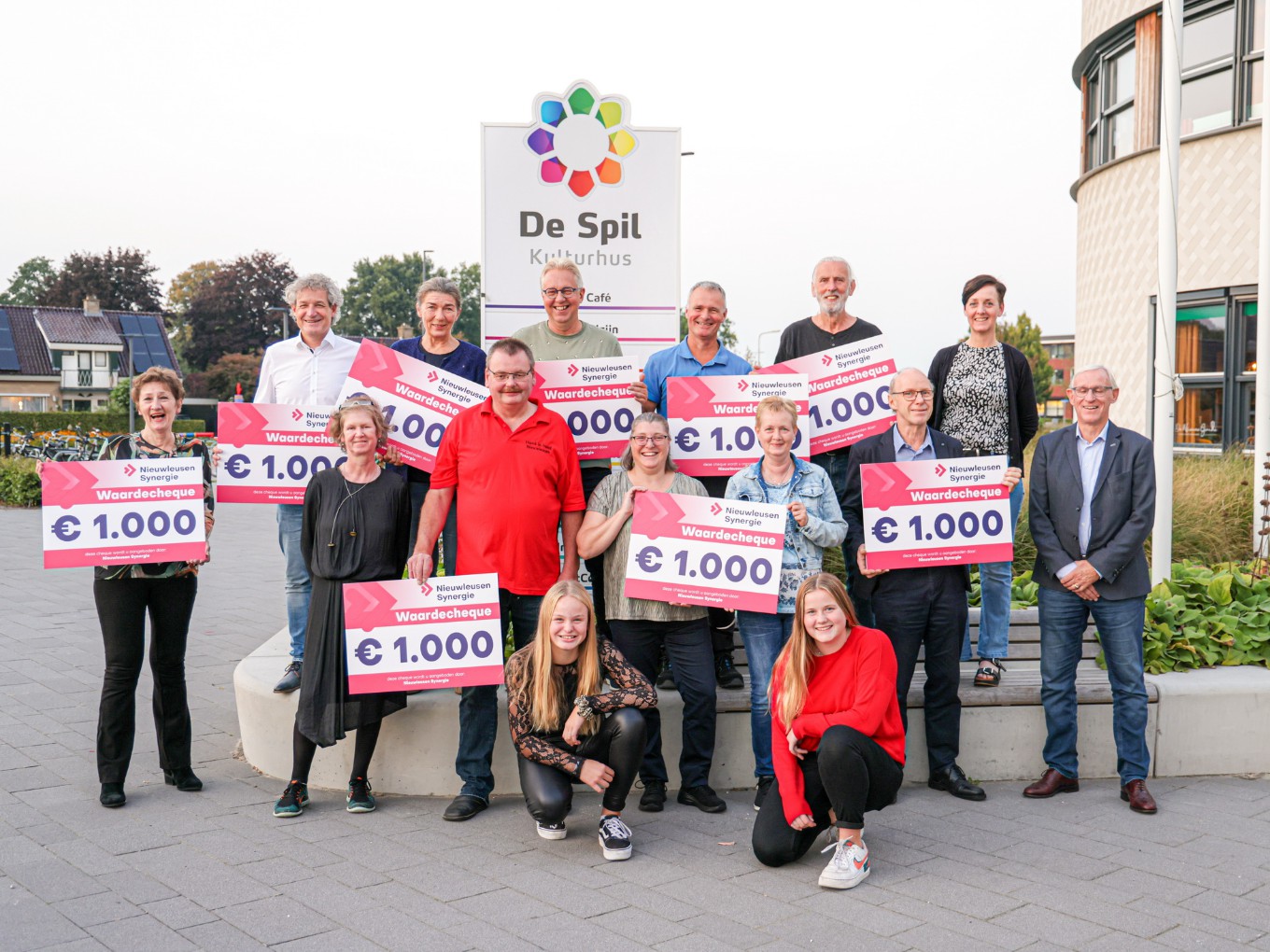 Nieuwleusen Synergie geeft weer 10.000 euro weg