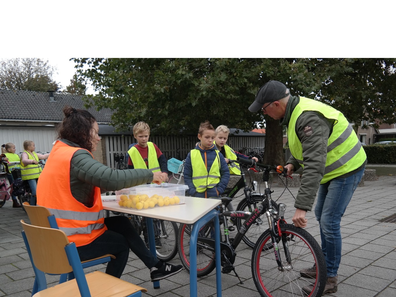 Fietsen gekeurd op De Zaaier in Nieuwleusen