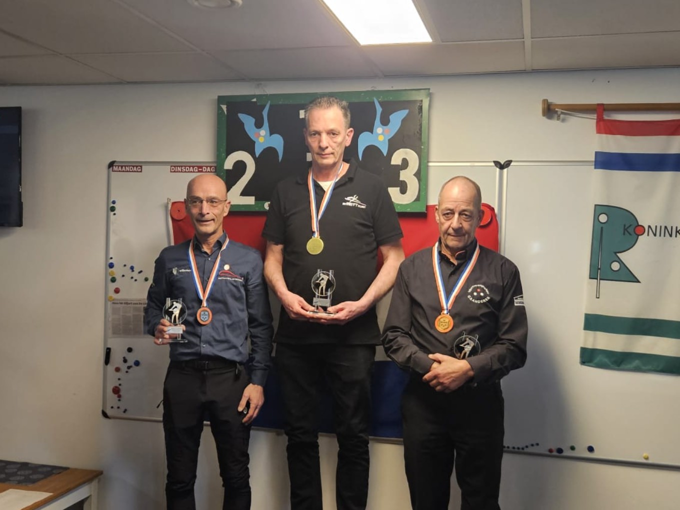 zilver op NK voor Johan Hofman, links op de foto.