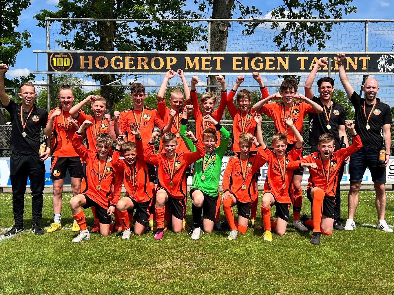 S.V. Nieuwleusen JO13-1JM kampioen