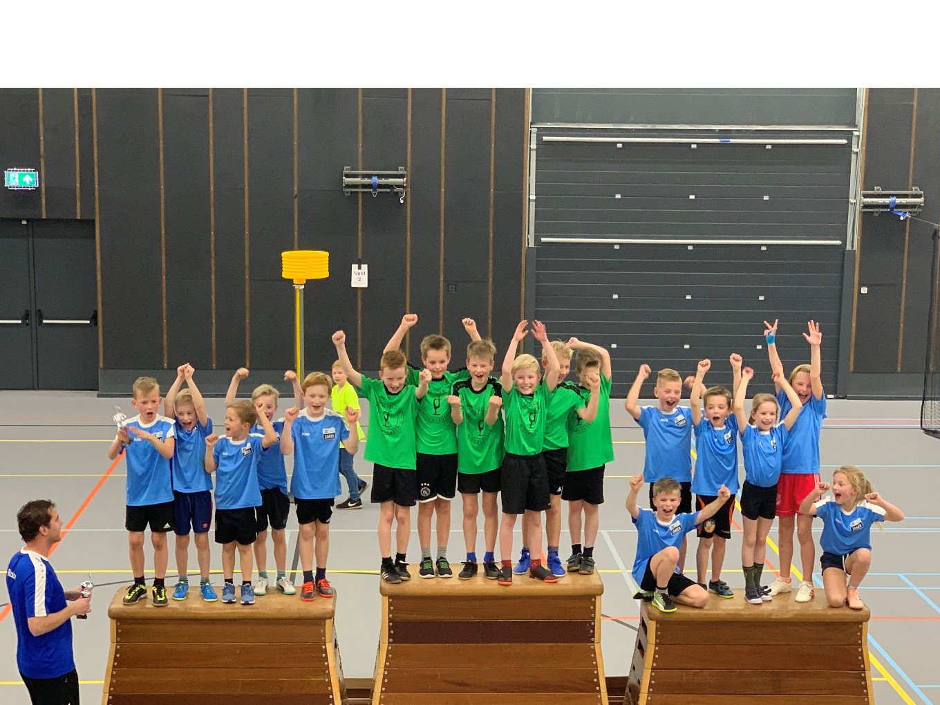 Boeven en Boefjes domineren schoolkorfbal