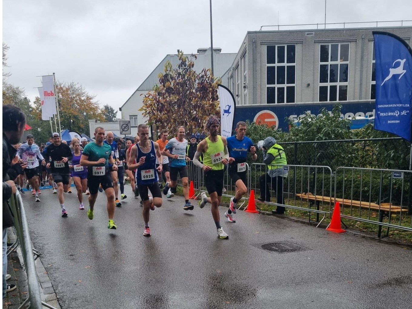 De start van de 15 km in Heerde met Michiel Huzen.