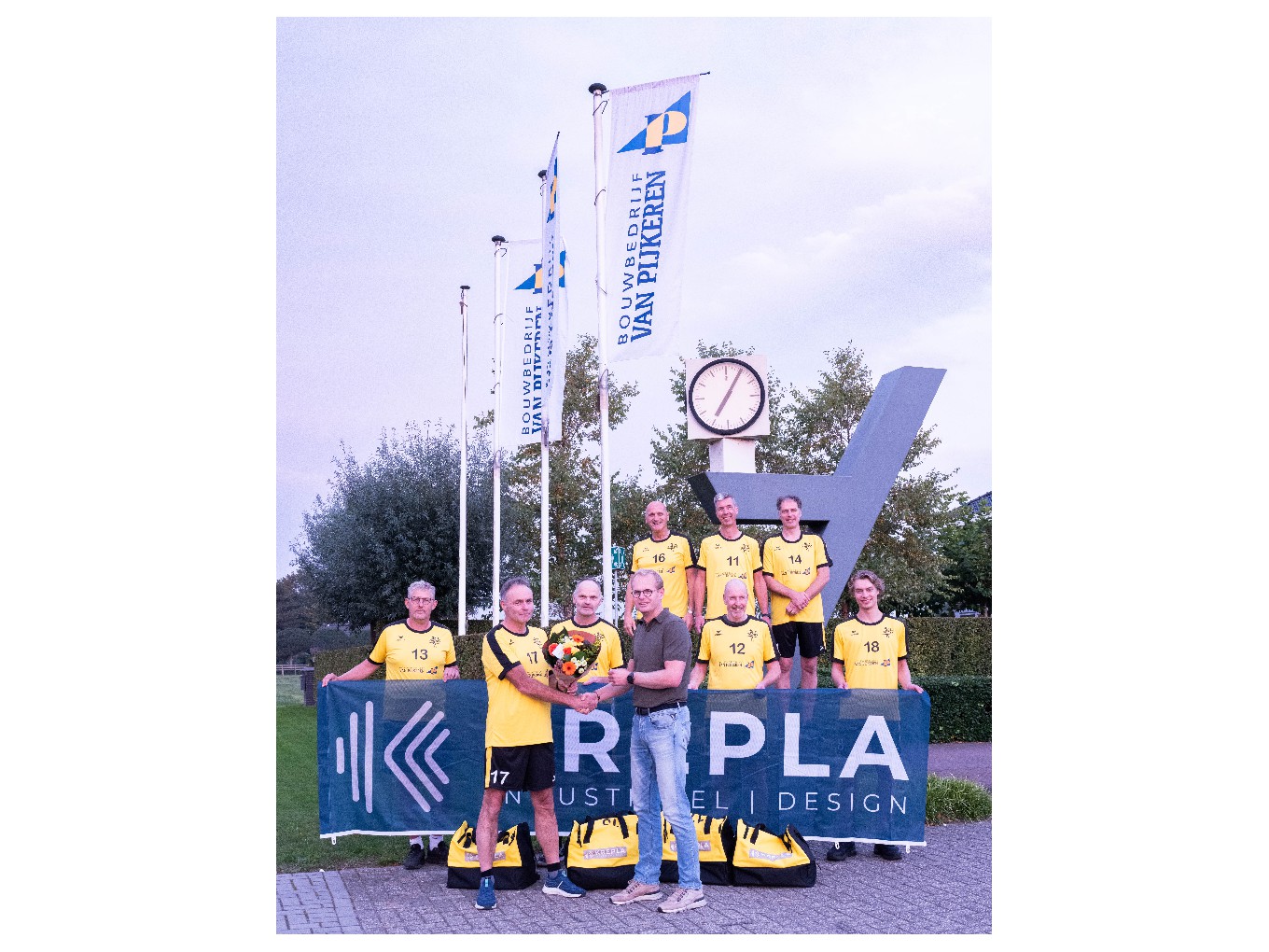 Bouwbedrijf Van Pijkeren en Krepla sponsoren Dalvo heren 2
