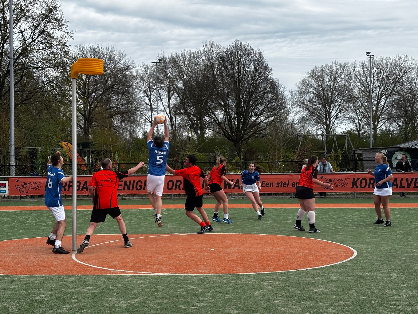 Oranje Zwart te sterk voor d’Ommerdieck Nieuwleusen