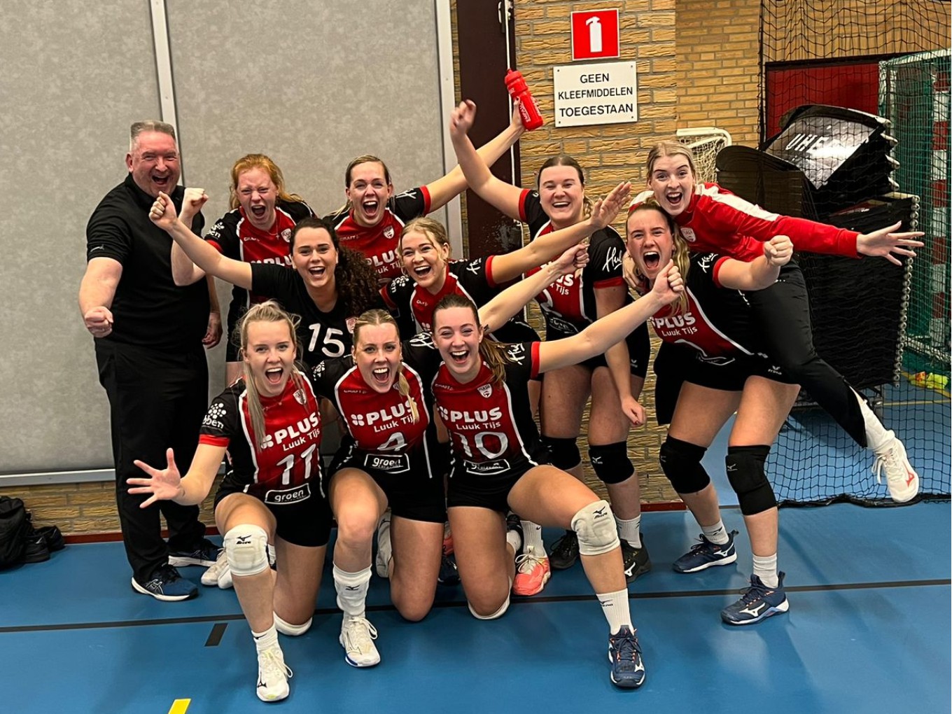 Flash Dames 1 wint topper in Groningen