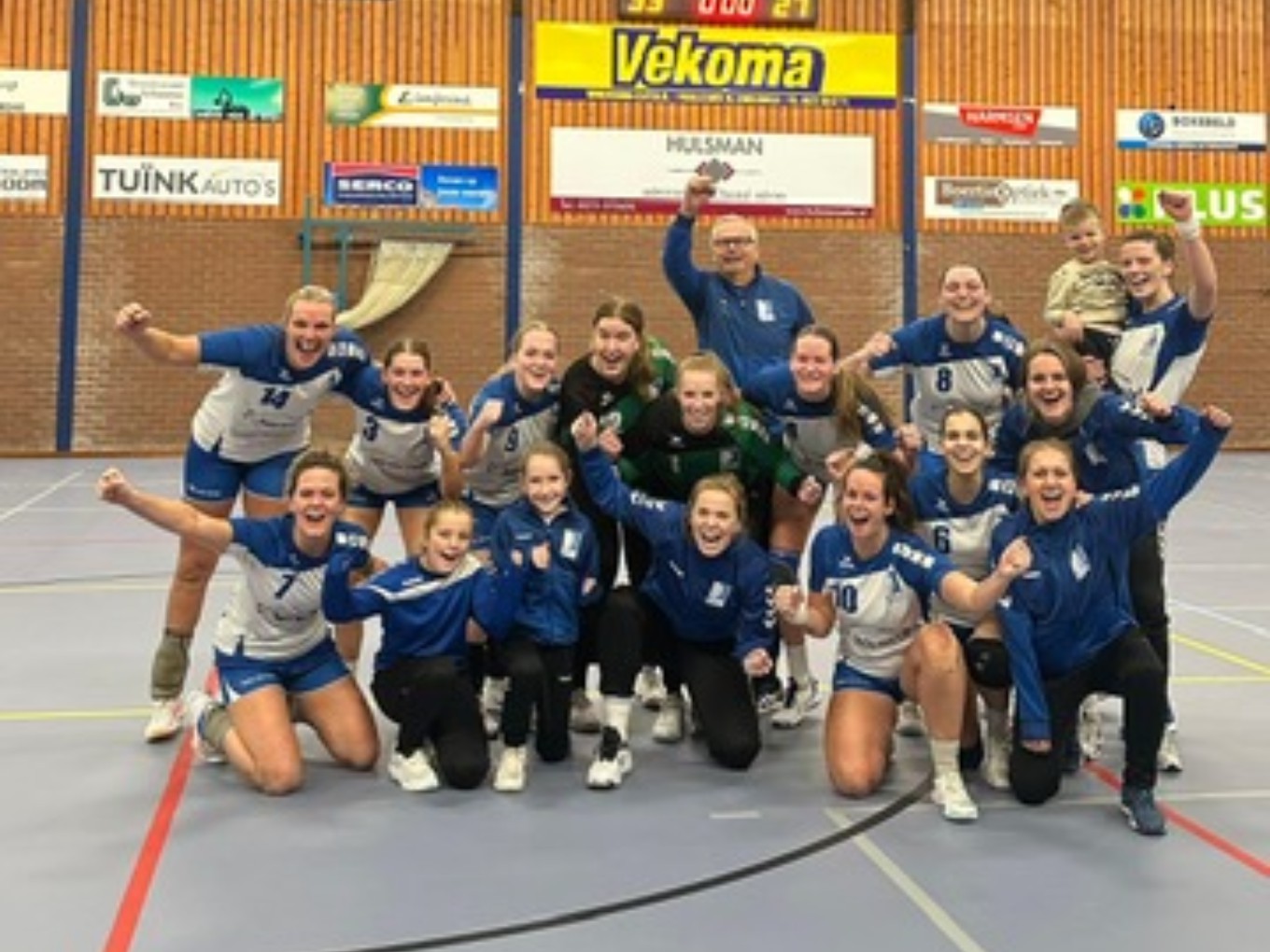 Eerste zege voor handbaldames LHC
