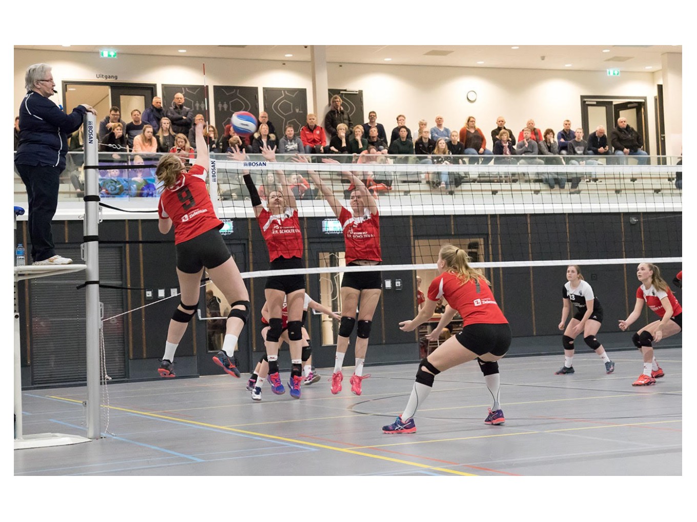 Dames Flash Nieuwleusen winnen van koploper D.B.S. Balk