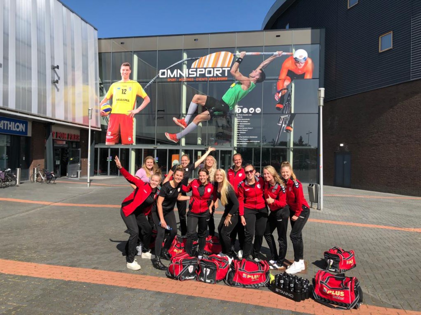 Flash Dames 1 Nieuwleusen verliest met 4-0 van De Bevers Lemelerveld