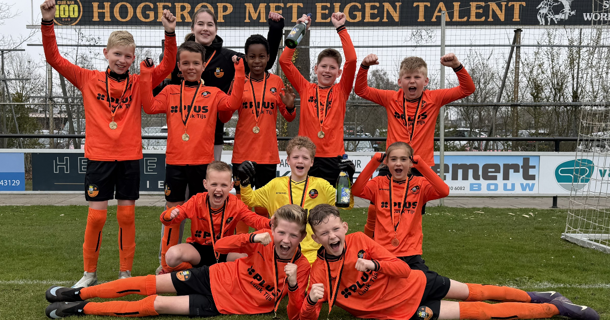 S.V. Nieuwleusen JO11-2 kampioen