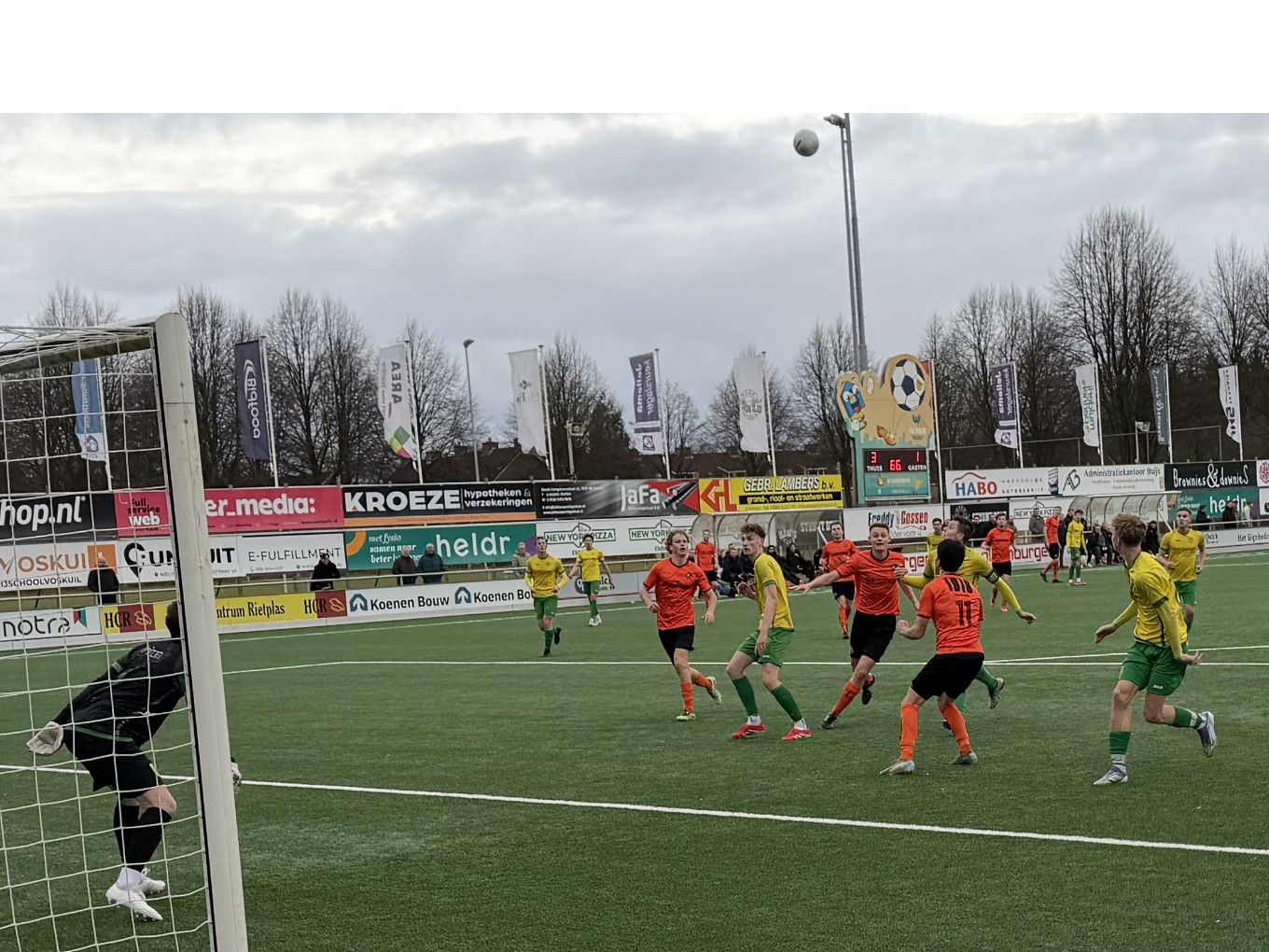 moment uit de wedstrijd. Eigen foto S.V. Nieuwleusen.