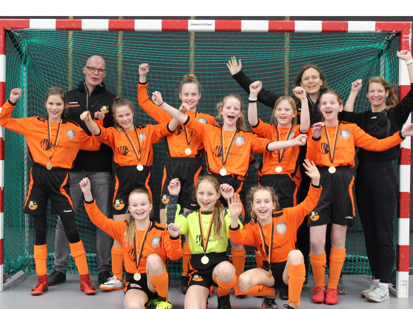 Meiden S.V. Nieuwleusen JO12-3M kampioen
