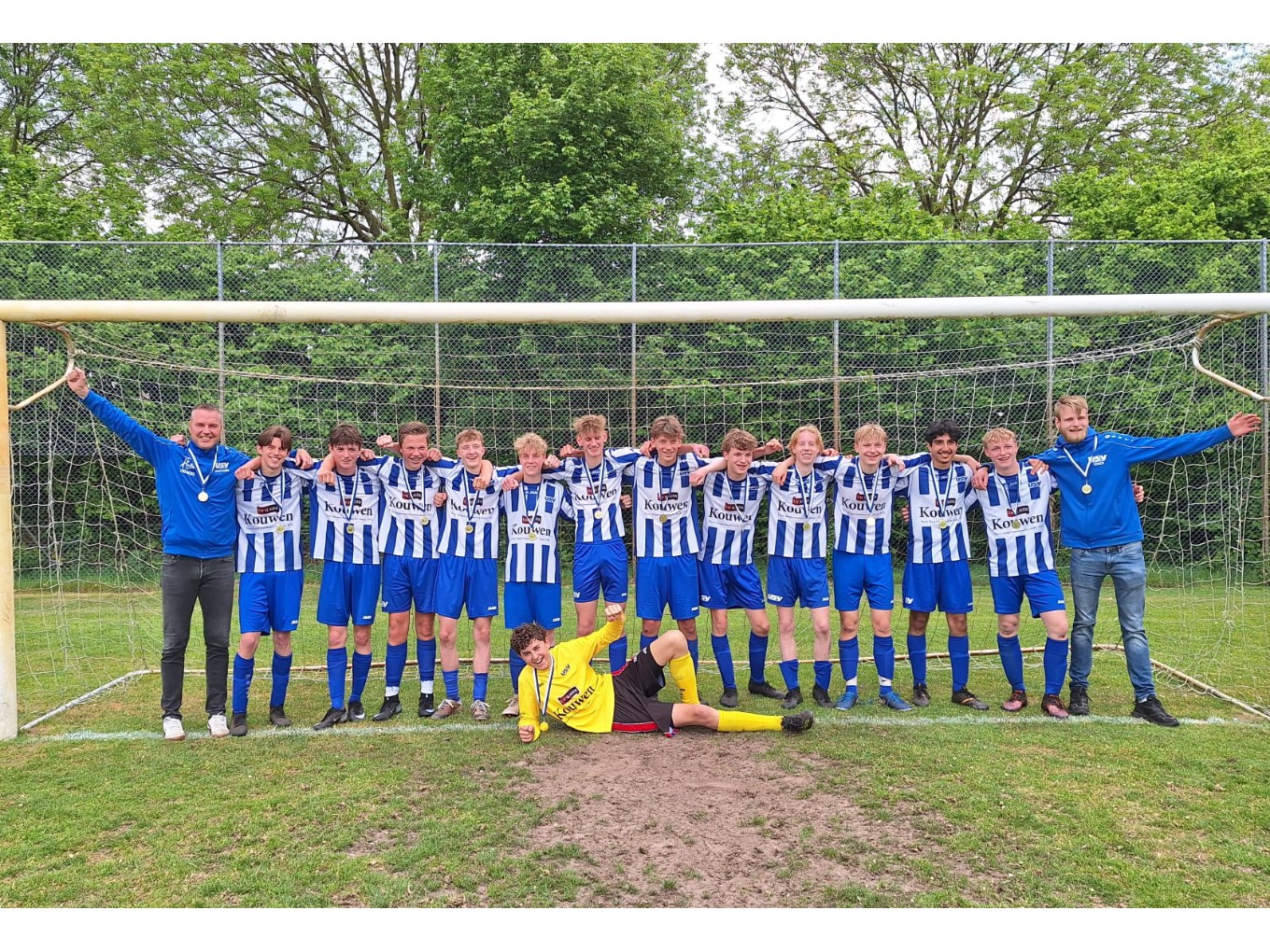 USV JO17-1 kampioen