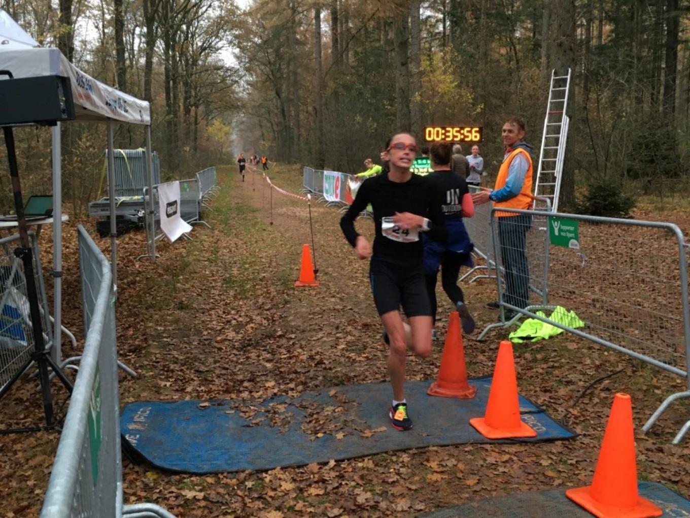 Veel records bij Zwarte Dennen Cross in Staphorst