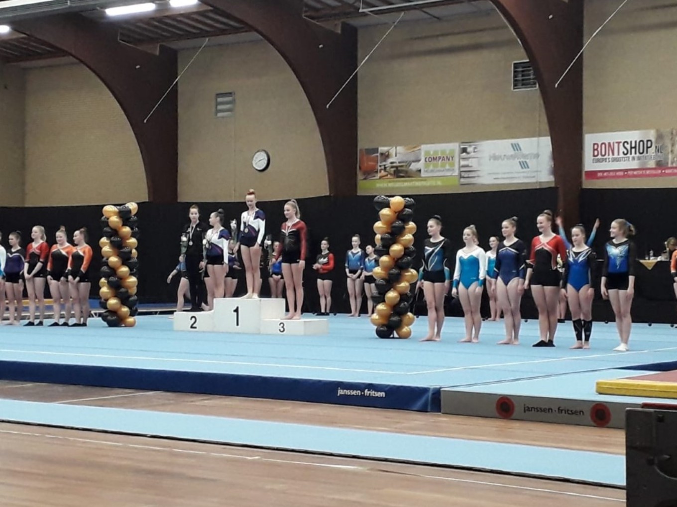 Turnsters Gymnastiekvereniging Nieuwleusen door naar halve NK