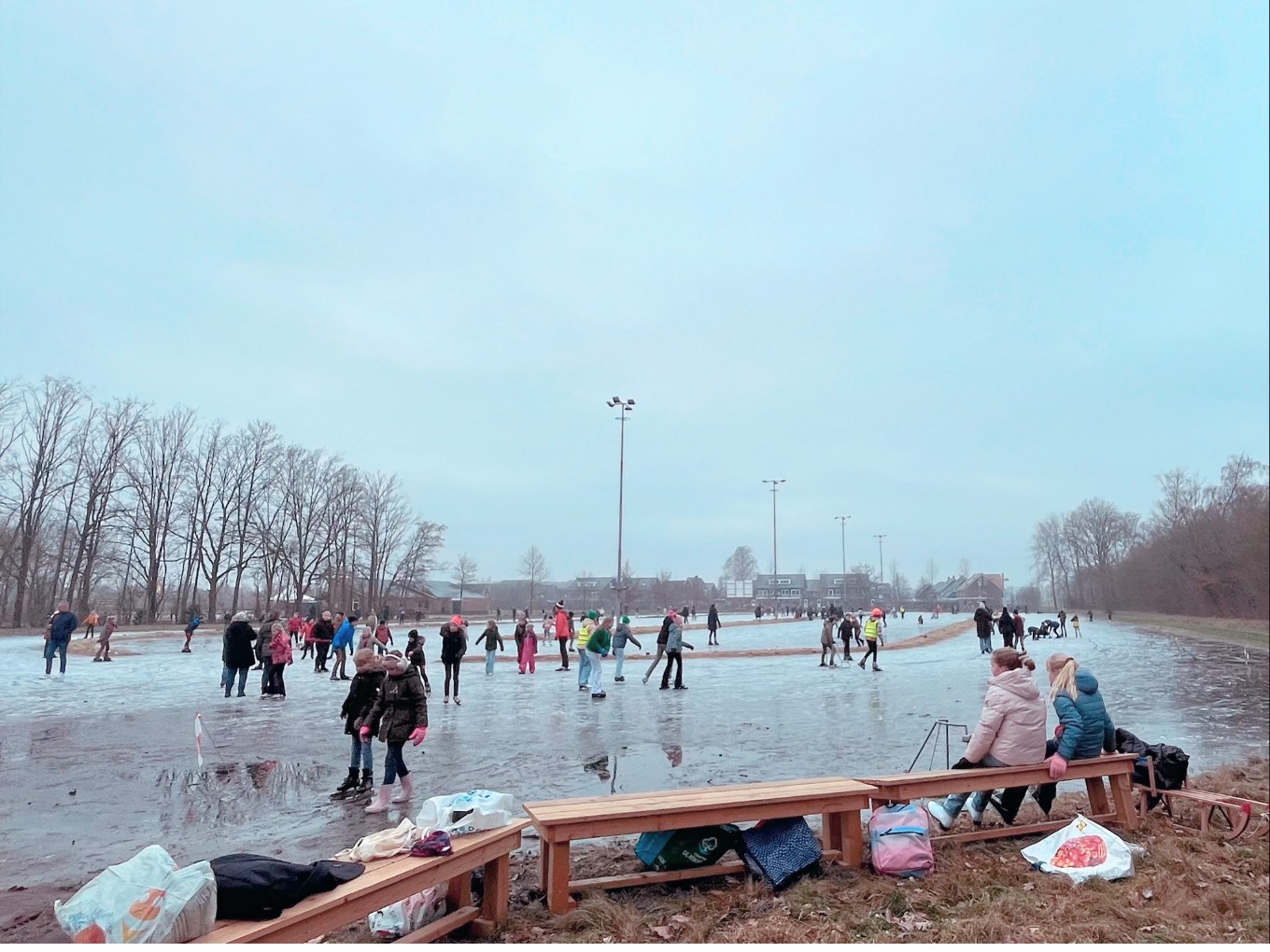 Toch nog eventjes schaatspret in Nieuwleusen