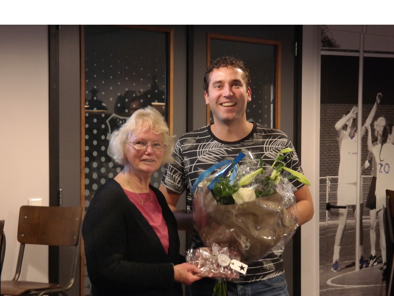 Loes van de Wetering neemt na 22 jaar afscheid van bestuur KV d’Ommerdieck