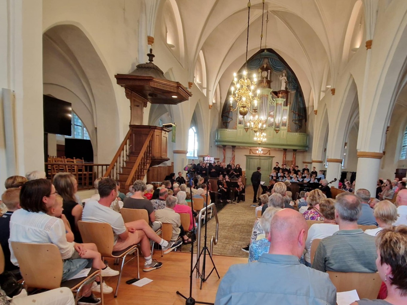 Jongenskoor Dalfsen geeft gevarieerd Zomerconcert