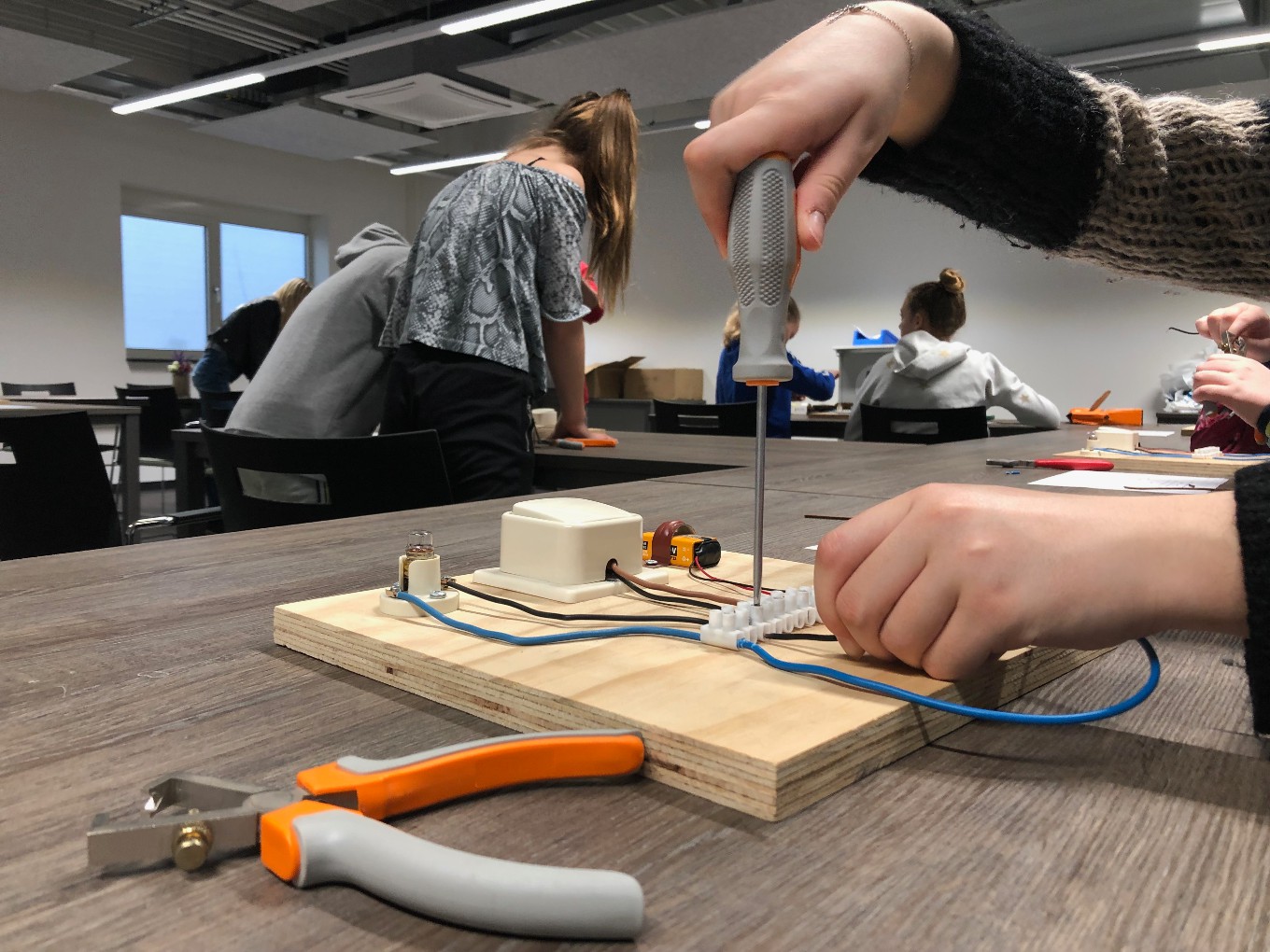 Leerlingen Spiegel Dalfsen duiken in de techniek